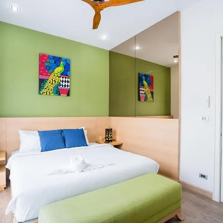 วิลล่า Hollywood Luxury Poolvilla Walking Street 4 Bedrooms Pattaya