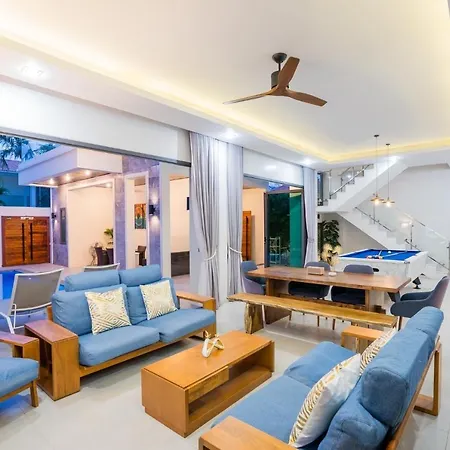 Hollywood Luxury Poolvilla Walking Street 4 Bedrooms วิลล่า