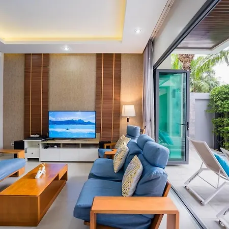 Hollywood Luxury Poolvilla Walking Street 4 Bedrooms Pattaya