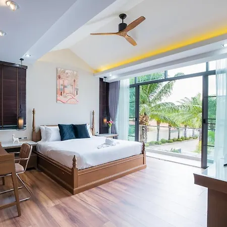 Hollywood Luxury Poolvilla Walking Street 4 Bedrooms