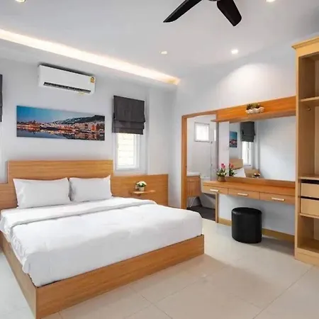 Villa Lagoon 5 Bedroom Pool
