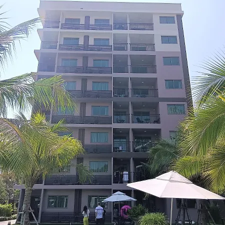Arcadia Center Apartment Pattaya