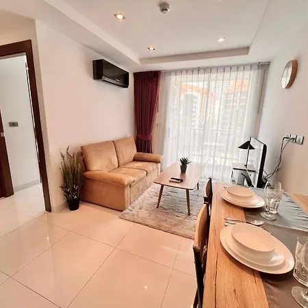 Boutique Style 1 Bed In Serenity Wongamat