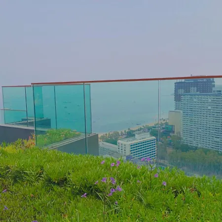 Edge Lux Apartment Pattaya