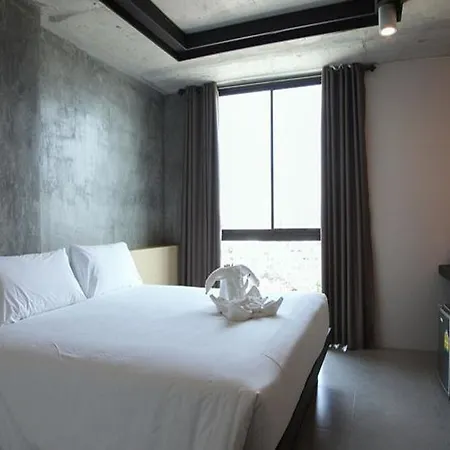 B2 South Premier Hotel 3*