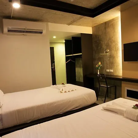 B2 South Premier Hotel 3*