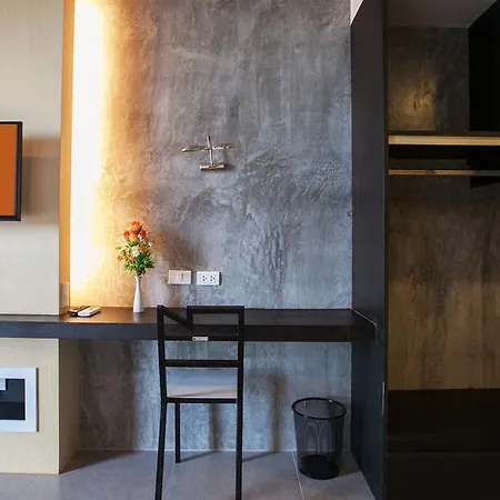 B2 South Premier Hotel 3*