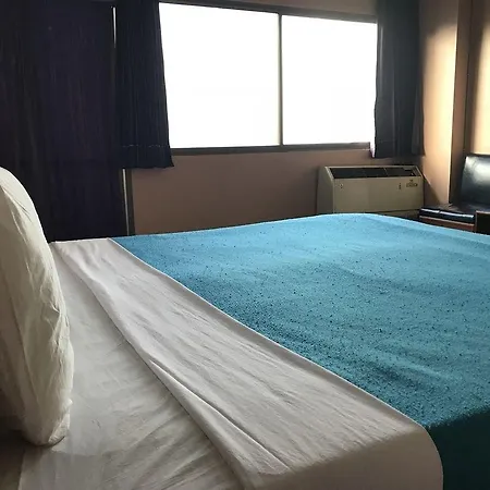 7 โรงแรม 3*