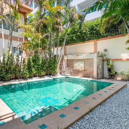 芭提雅市中心3卧泳池别墅，近海滩，网红悬崖餐厅,步行街 * Pattaya