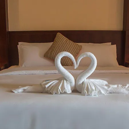 Hotel Lucky Residency
