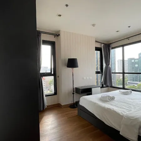 The Base By Adam 3* Pattaya