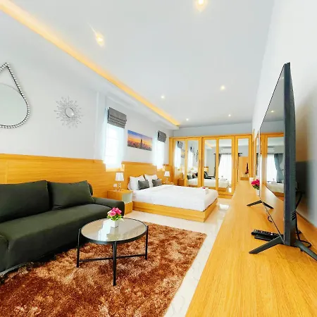 Aqua - Pool - Kitchen - Bbq - Smart Tv 4* Pattaya