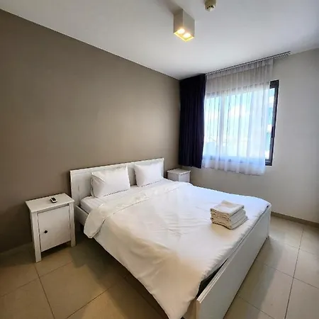 Unixx Oasis : Grandeur 2br *