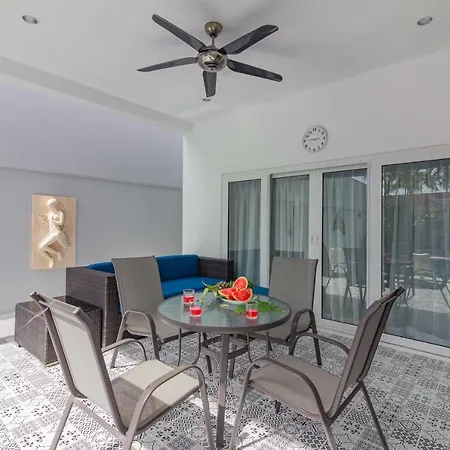Majestic Bliss:3bdr Pool