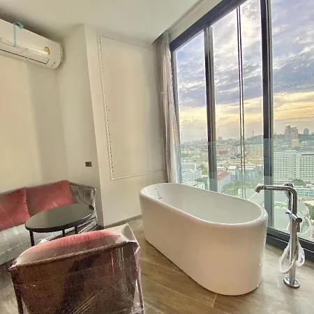 The Edge 2025 New อพาร์ทเม้น Pattaya
