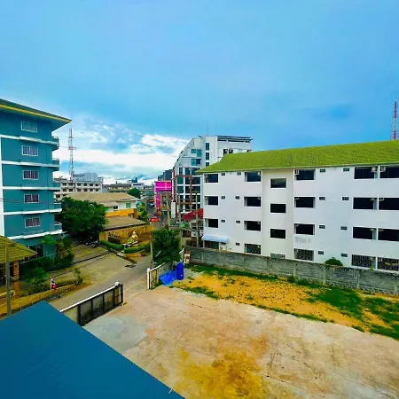 Aree House Poshtel Hotel