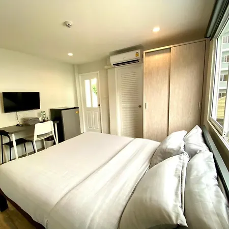 Hotel Aree House Poshtel Pattaya