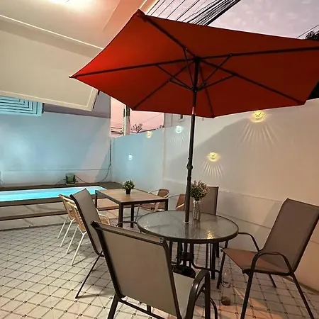 Luxury With Massage Pool In Downtown Pattaya, Walking Street Pattaya
