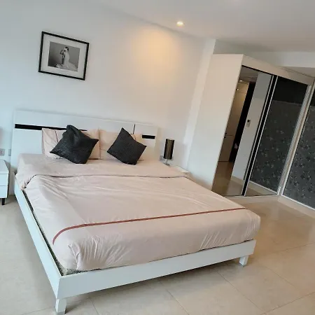 Centara Avenue Residences 1 Bedroom Center Near Walking Street Apartment Pattaya