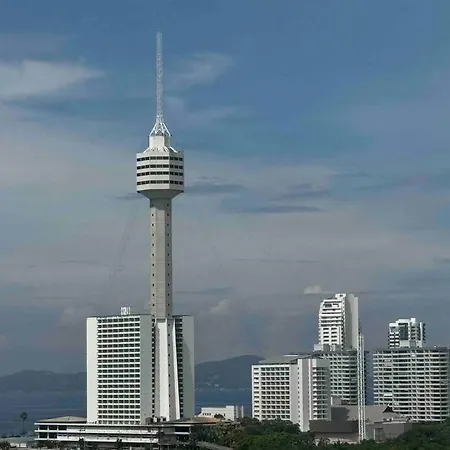 高端观景公寓：室内如画，乳胶床枕，双条车直达各景点，机场巴士站一墙之隔 Apartment Pattaya