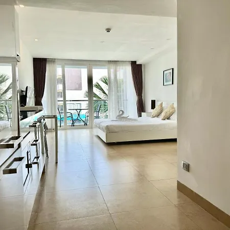 Centara Avenue Residences 1 Bedroom Center Near Shopping Mall * Pattaya