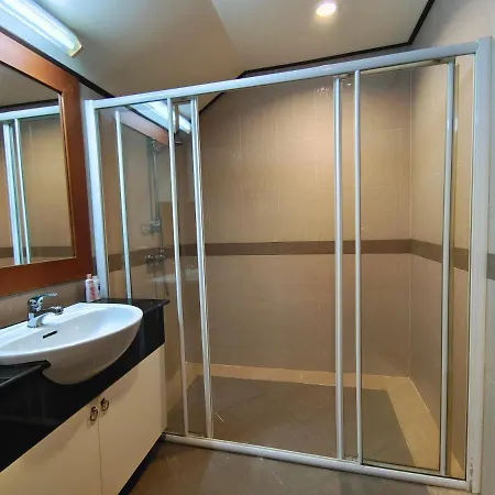 Villa Baan Natcha Pool Center