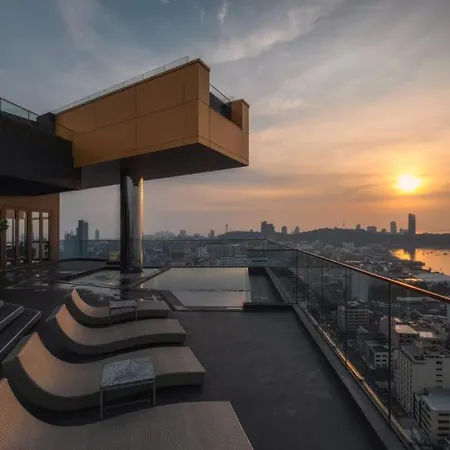 Apartment Edge #0182