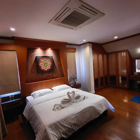 Baan Natcha Villa