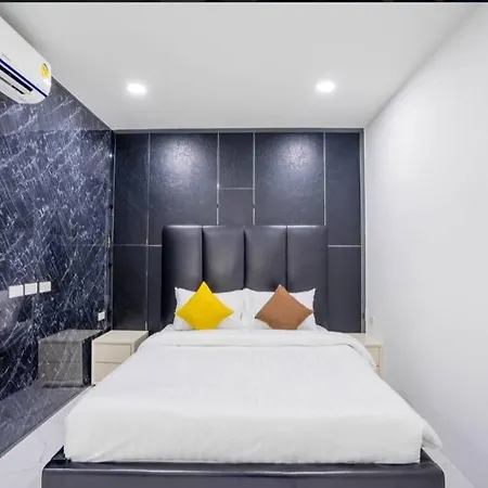 Plam Spring Pool D26 Pattaya