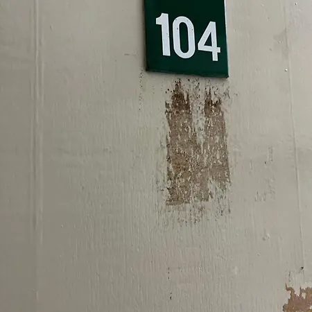 104 Wanna