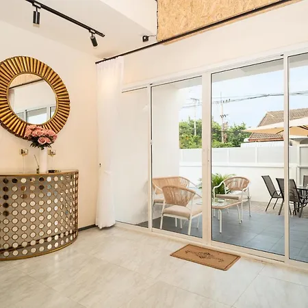 Villa Mohana Pool 4 Bedrooms Near Walking Street