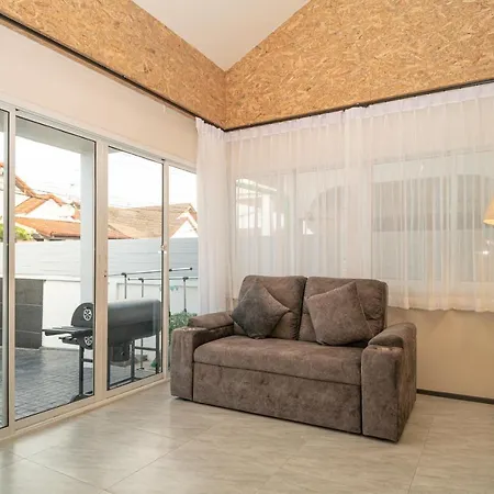 Mohana Pool 4 Bedrooms Near Walking Street Villa