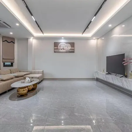 Rk1芭提雅市中心全新豪华装修独栋泳池别墅