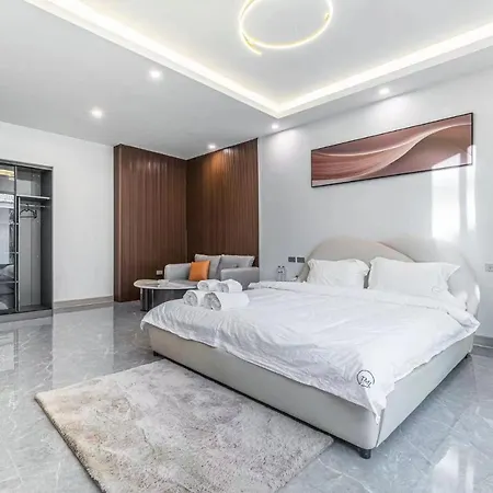 Rk1芭提雅市中心全新豪华装修独栋泳池别墅 Villa Pattaya