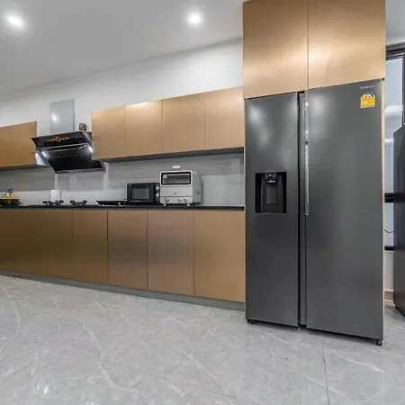 Villa Rk1芭提雅市中心全新豪华装修独栋泳池别墅 Pattaya