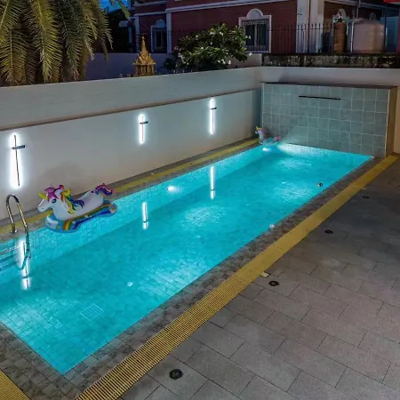 Villa Rk1芭提雅市中心全新豪华装修独栋泳池别墅 Pattaya