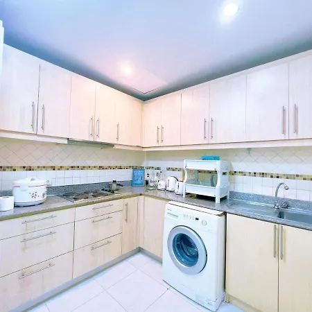 4 Bedroom 5 Bathroom Pool Villa, Close To The Beach * Pattaya