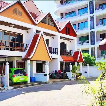 Villa 4 Bedroom 5 Bathroom Pool Villa, Close To The Beach Pattaya
