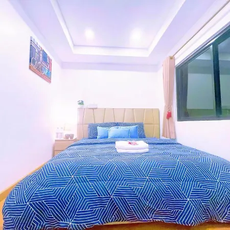 4 Bedroom 6 Bathroom In Downtown Villa *