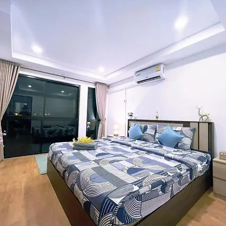 Villa 4 Bedroom 6 Bathroom In Downtown Pattaya