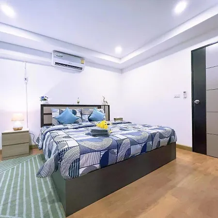 4 Bedroom 6 Bathroom In Downtown Pattaya