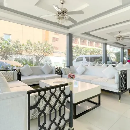 Hotel Dragon , Pattaya 3*