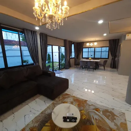 Holiday park Tawan House