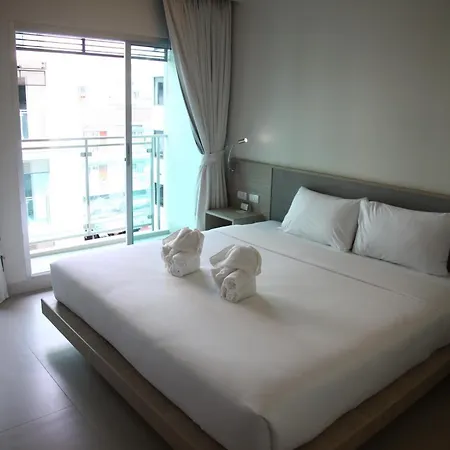 Hotel Sunshine & Residences 3*