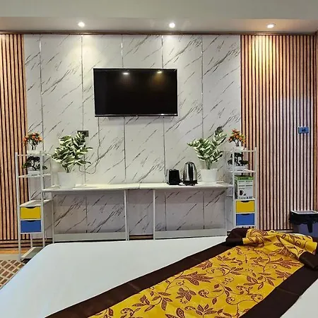 Xcess 4* Pattaya