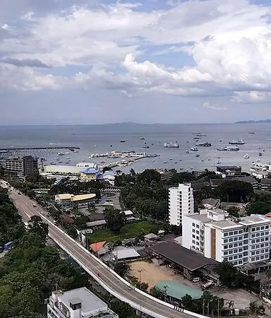 Apartment Seaview Pattaya