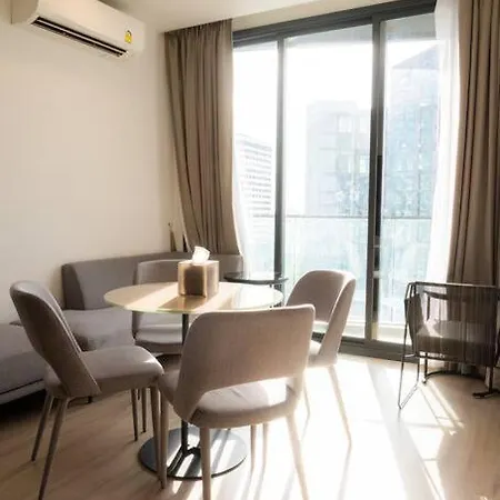 Edge Central 2 Bedroom Sea View * Pattaya