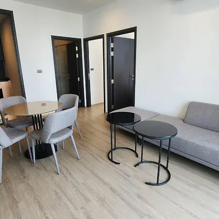 Edge Central 2 Bedroom Sea View Apartment *