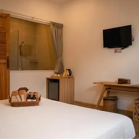 Thandara ธันดารา เกาะล้าน โรงแรม 3*