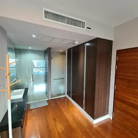 The Axis Condominium * Pattaya